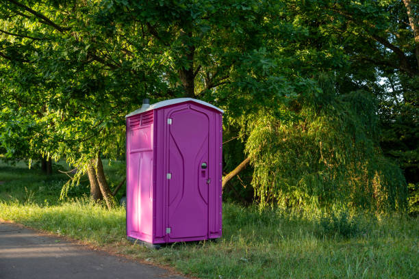 Portable Toilet Options We Offer in Whiteville, NC